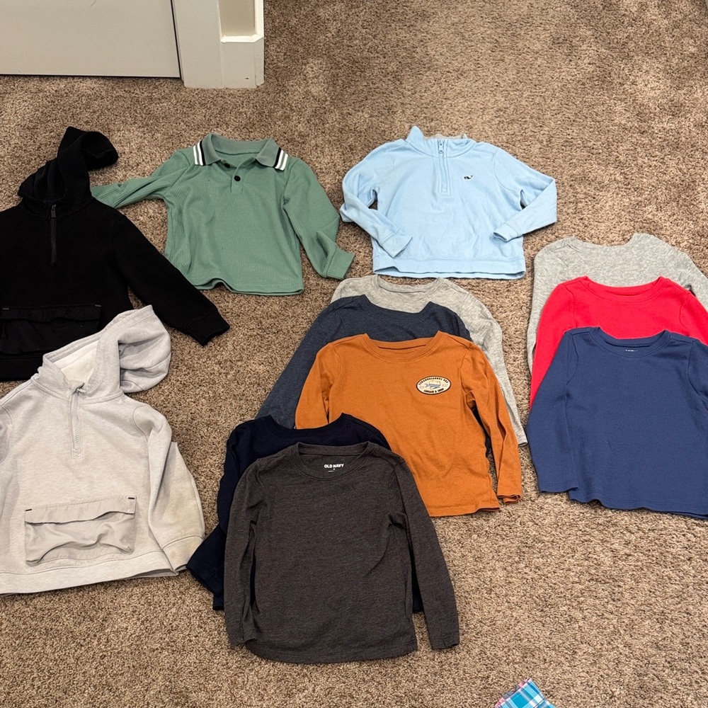 Lot of 4T boys vineyard vine / old navy
